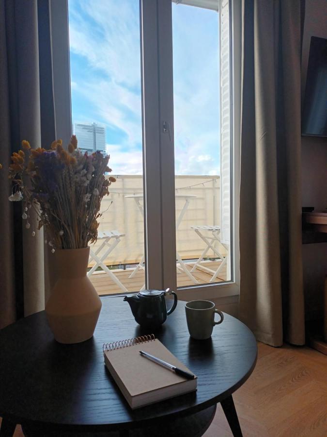 Paris Balcony Top Floor Room المظهر الخارجي الصورة