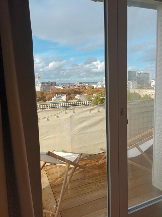 Paris Balcony Top Floor Room المظهر الخارجي الصورة