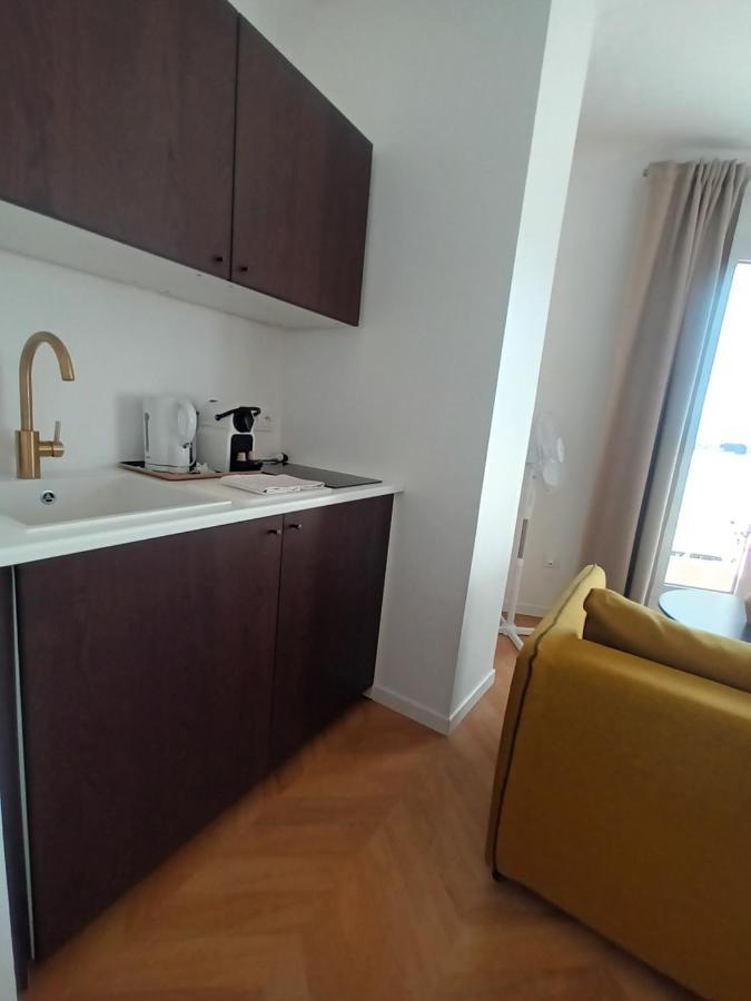 Paris Balcony Top Floor Room المظهر الخارجي الصورة