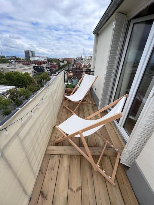 Paris Balcony Top Floor Room المظهر الخارجي الصورة